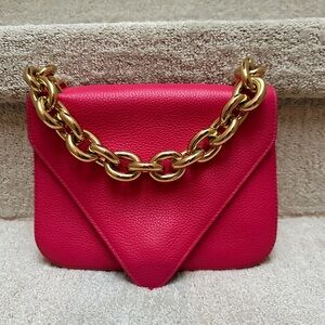 Bottega Veneta the mount shoulder bag in bright pink with gold chain